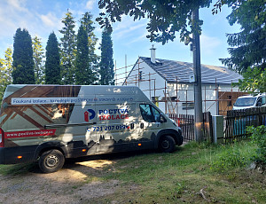 Zateplení stropu novostavby rodinného domu pomocí foukané izolace